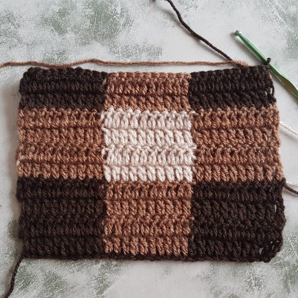 BLOG PHOTO SWATCH 1 - Crochet Gingham Pattern CRAFTING HAPPINESS