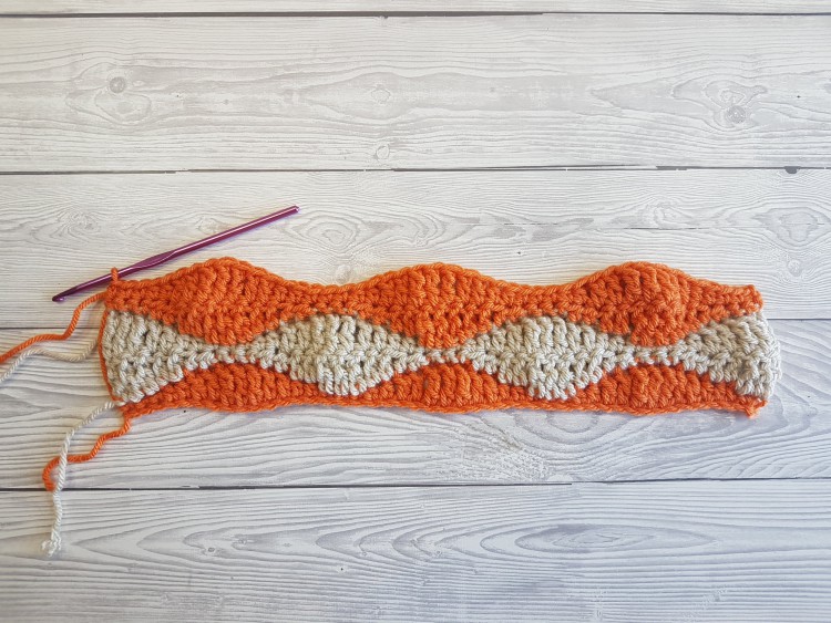 Textured Rolling Waves Stitch Easy For Beginners 6