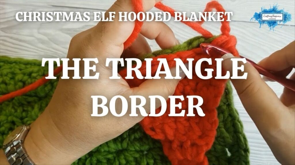 CHRISTMAS ELF HOODED BLANKET - THE TRIANGLE BORDER