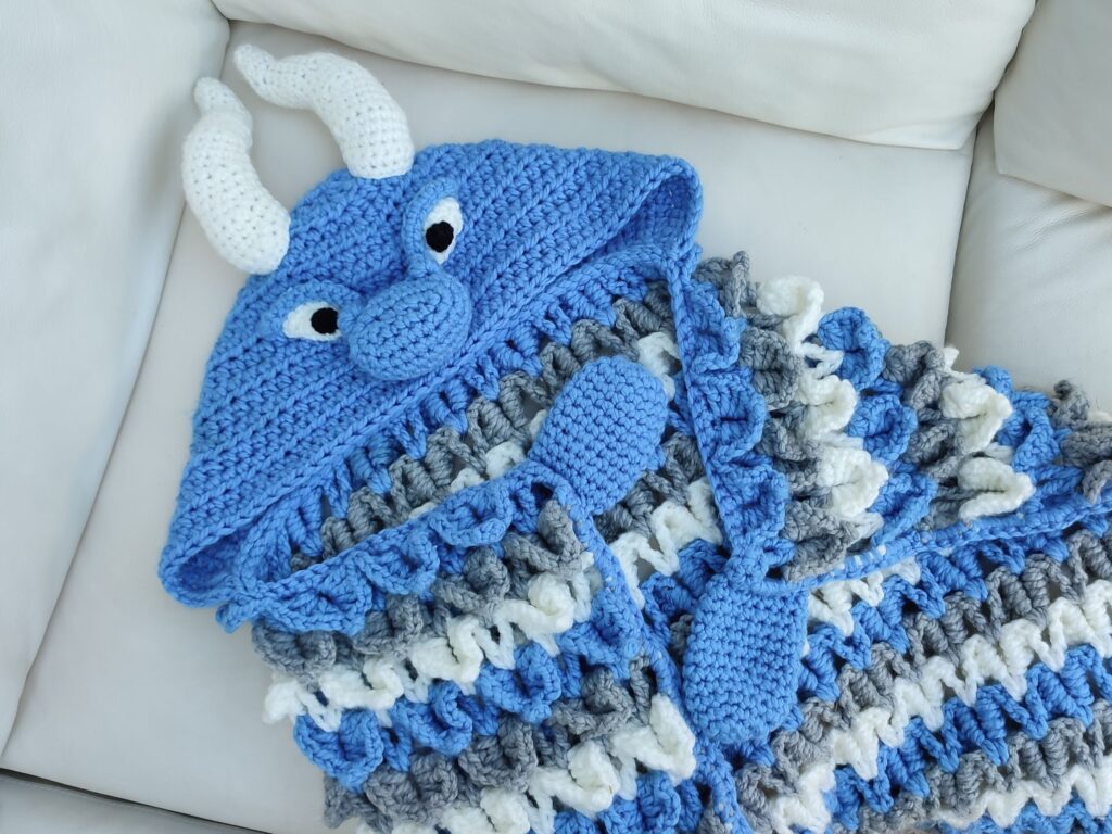 Shop Photo 4 - 2in1 Ice Dragon Hooded Blanket - Crafting Happiness