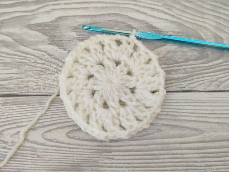 Crochet Snowflake Square By Crafting Happiness BLOG PHOTO 2