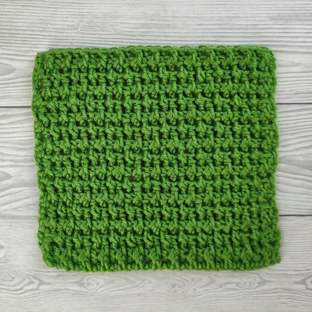 BLOG PATTERN SWATCH 1 - The Rice Stitch by Crafting Happiness