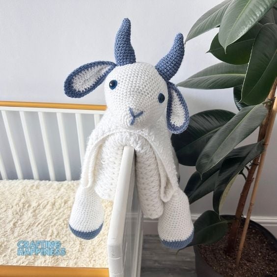 BLOG PHOTO 3 - 3in1 Goat Baby Blanket - Crafting Happiness
