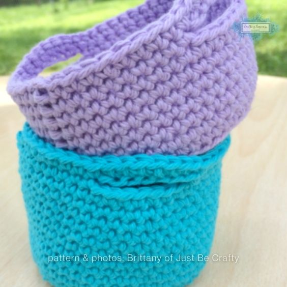Crochet Mini Basket - Crafting Happiness